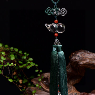 White crystal gourd car hanging, gourd size approximately 46.8 * 22.2mm10230886549