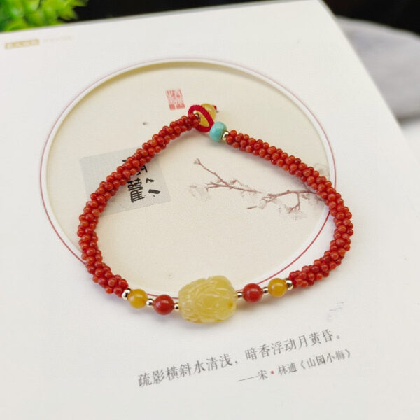 wsxc1698160814162_4 Natural South Red Honey Wax Corn Knot Woven Bracelet, paired with Natural Honey Wax Pixiu2410099315