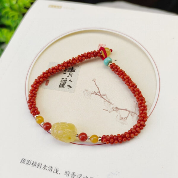 wsxc1698160814162_5 Natural South Red Honey Wax Corn Knot Woven Bracelet, paired with Natural Honey Wax Pixiu2410099315