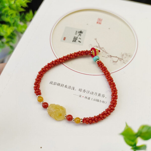 wsxc1698160814162_6 Natural South Red Honey Wax Corn Knot Woven Bracelet, paired with Natural Honey Wax Pixiu2410099315
