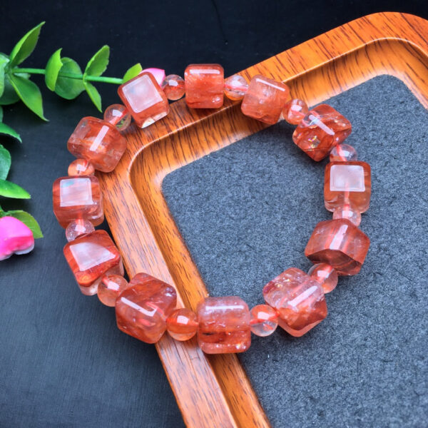 wsxc1698759947443_5 Red gum flower candy bracelet 💕 Specification 10mm ✨3010049124