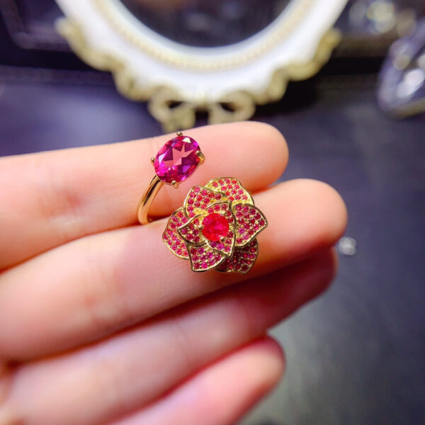 Natural powder topa ring, main stone size 6 * 8mm3110150124