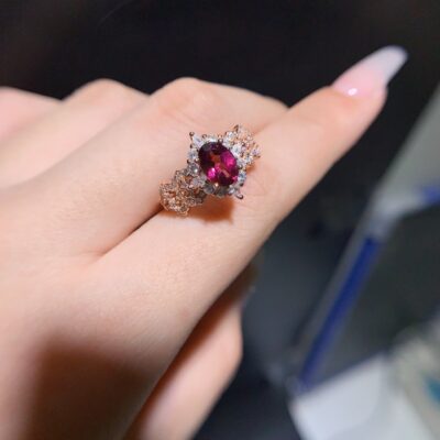 Pure natural magnesium aluminum garnet ring, main stone size 5 * 7mm0811110264