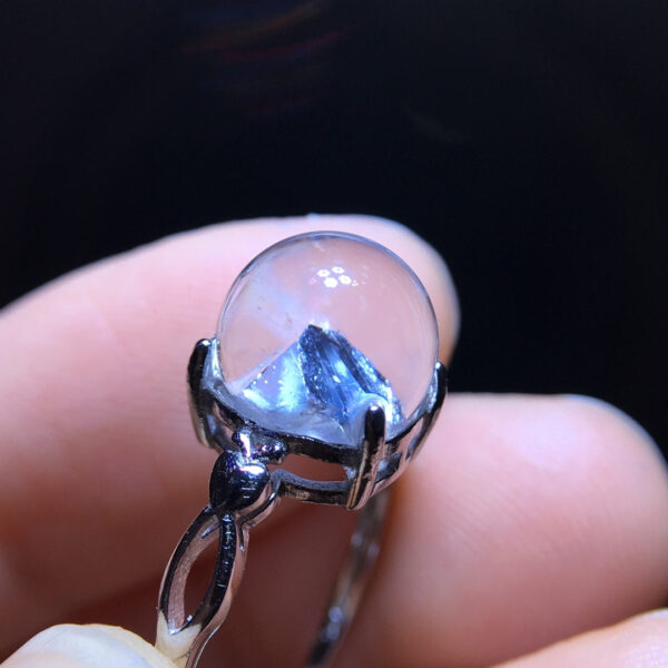 Natural crystal mid crystal ring, bare stone specification: 13.4      0911198549