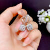 Classic Mosang Diamond Earrings, with a main stone of 50 points per piece and a circle of 5mm1118120433